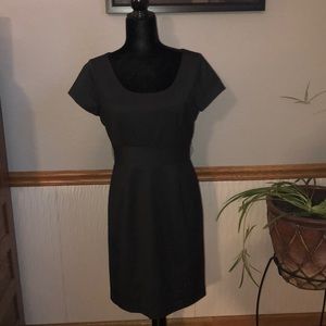 H&M short sleeve black dress with grey pin strips